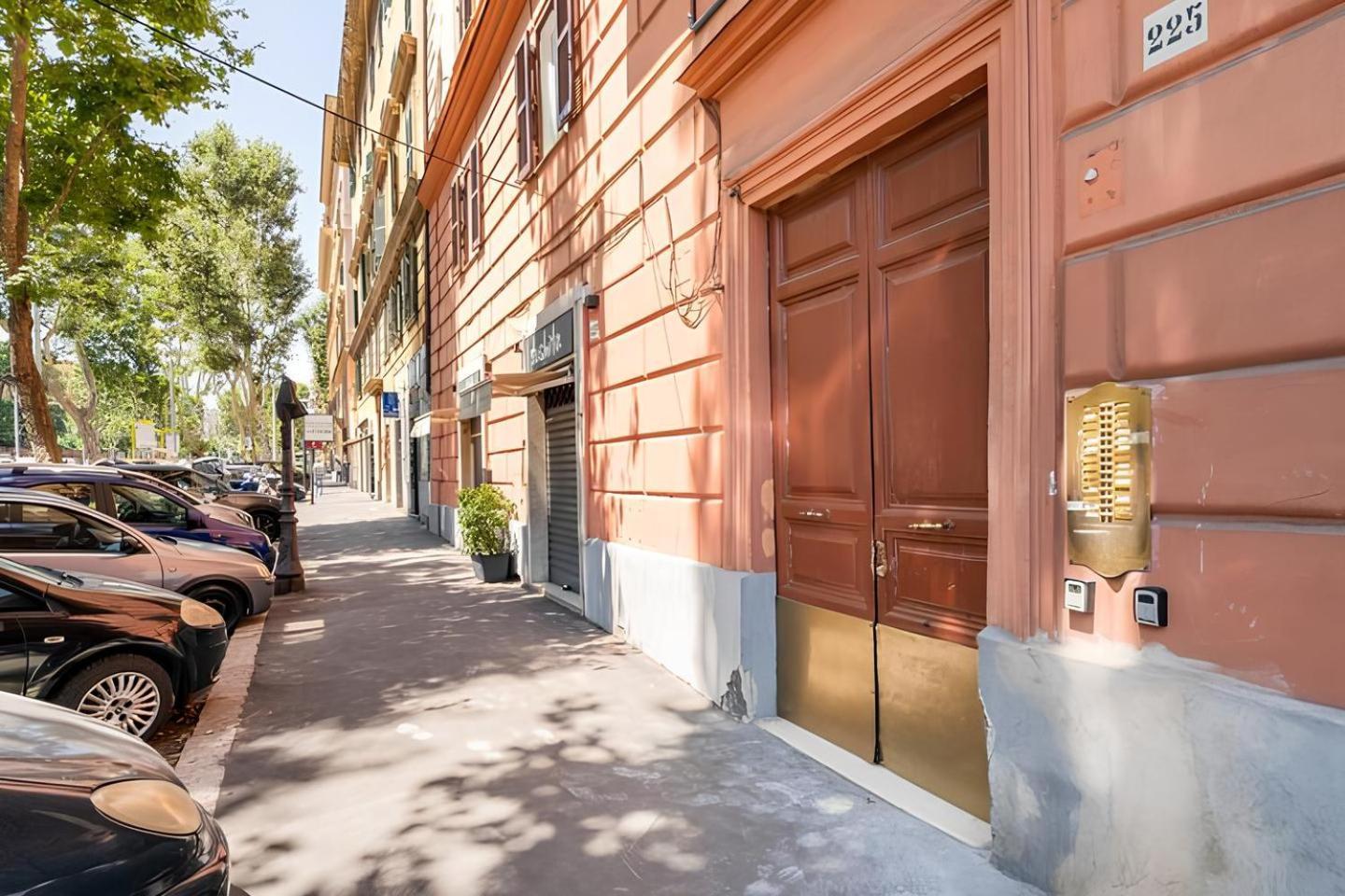 ローマCasa Di Silvia A Porta Piaアパートメント エクステリア 写真